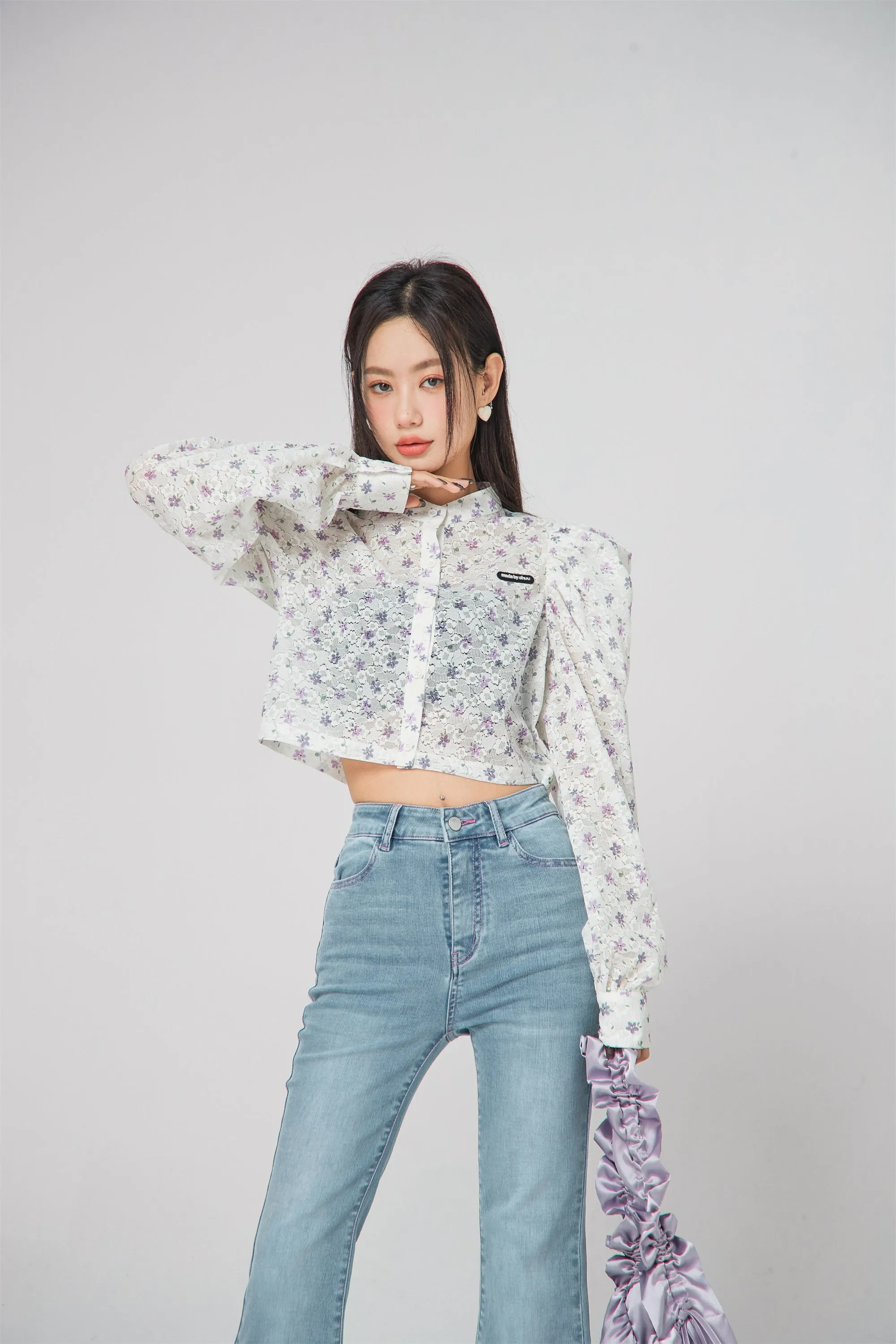 Flower Eyelet Puff Blouse